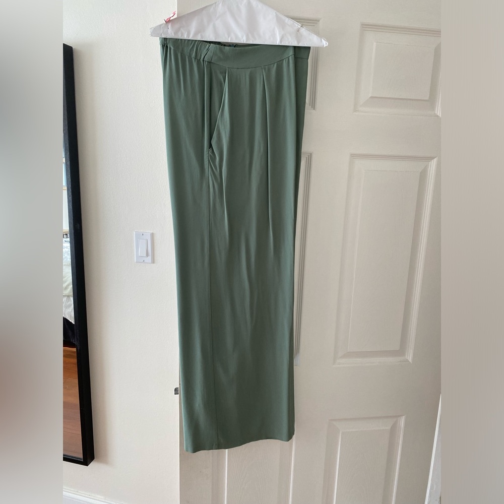 Elegant Green Maxi Skirt